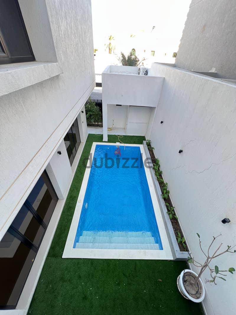 Bayan – great, contemporary six bedroom villa w/pool 16