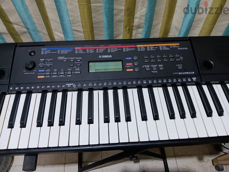 YAMAHA PSR E 263 musical keyboard for sale with Double Cross bar stand 1