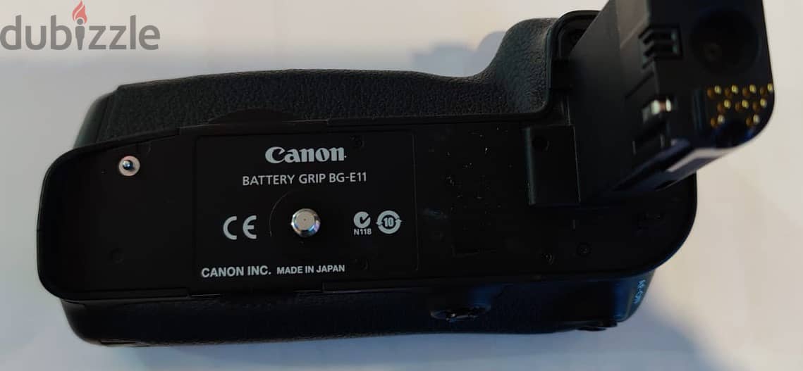 Canon 5D Mark III, Lens, Battery Grip, Remote Control 3