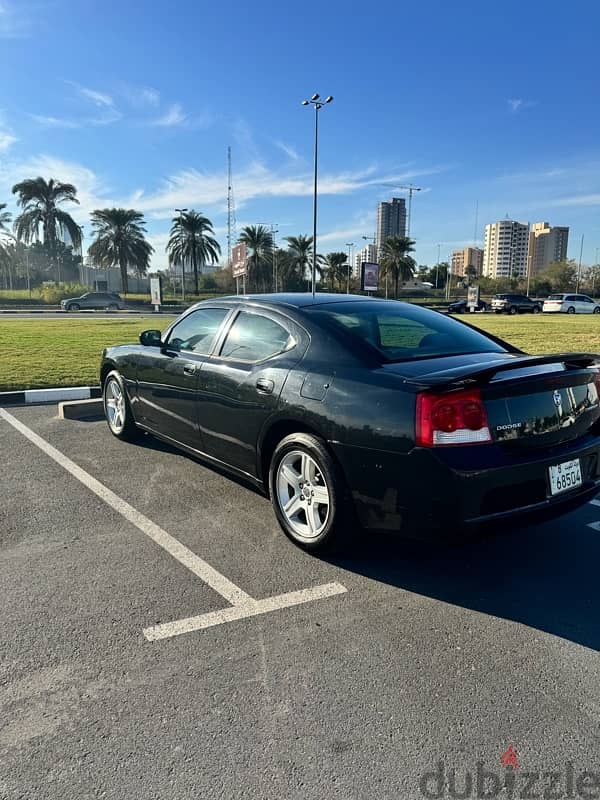 Dodge Charger 2010 v6 3.5 1