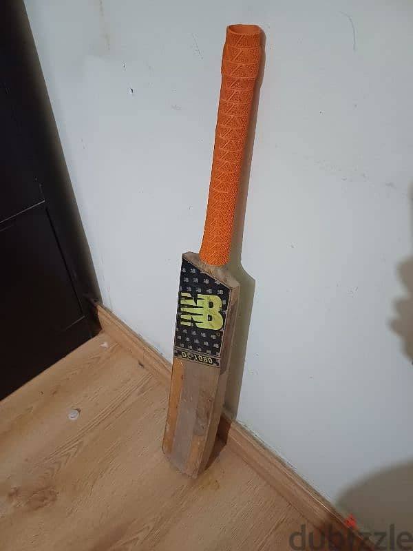 New Balance Cricket Bat (Used) 0