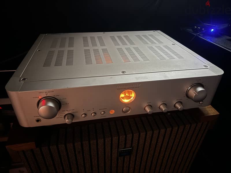 Marantz PM17 Integrated Amplifier 0