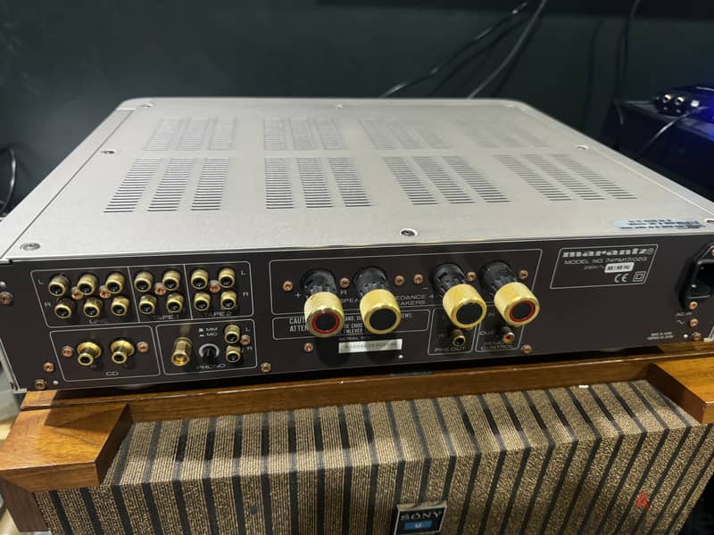 Marantz PM17 Integrated Amplifier 5