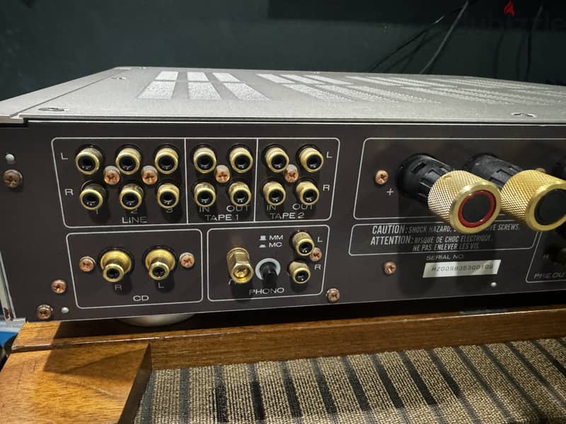 Marantz PM17 Integrated Amplifier 6