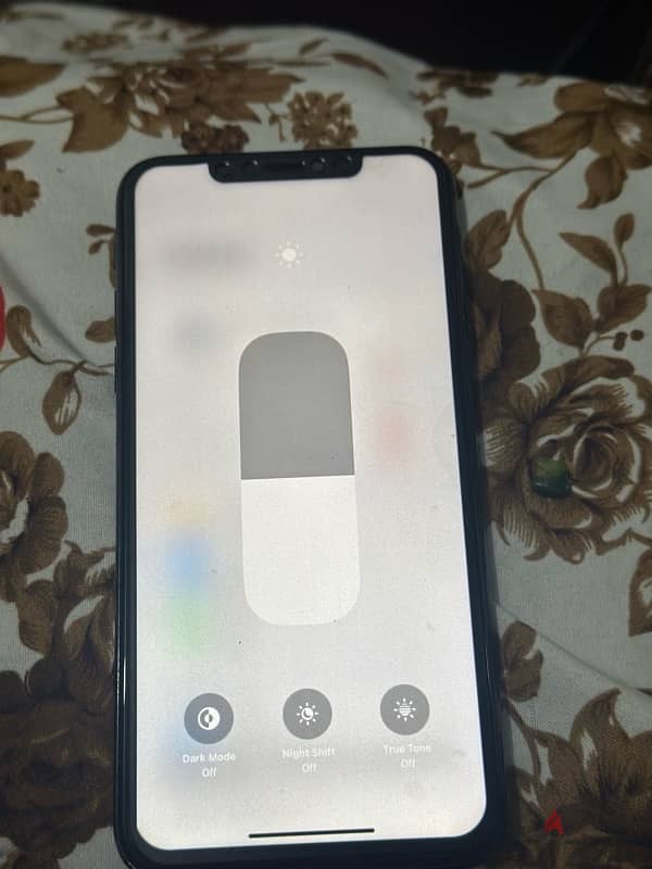 iPhone 11 Pro Max 256 gb 74% battery  but original True Tone coming 2