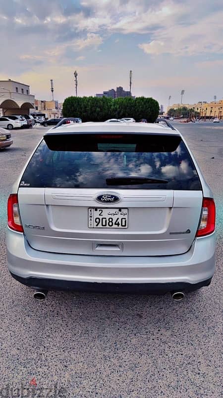 Ford Edge 2011 4