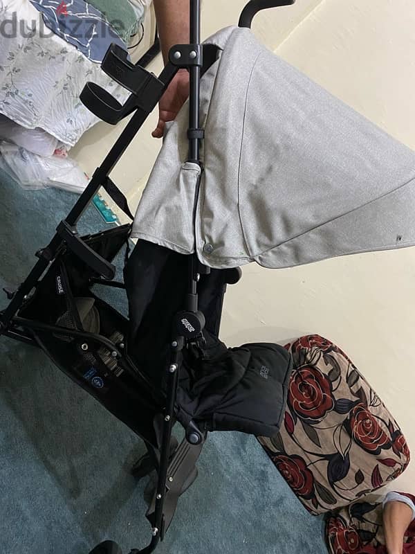 Good Condition Stroller 4