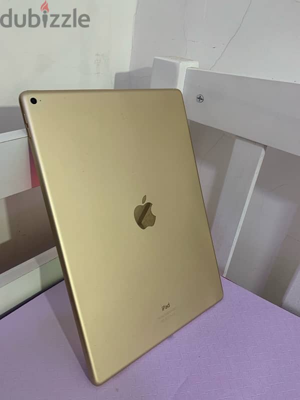 iPad Pro 128gb 12.9 inch WiFi device excellent condition 4