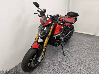 Ducati monster 937 2023