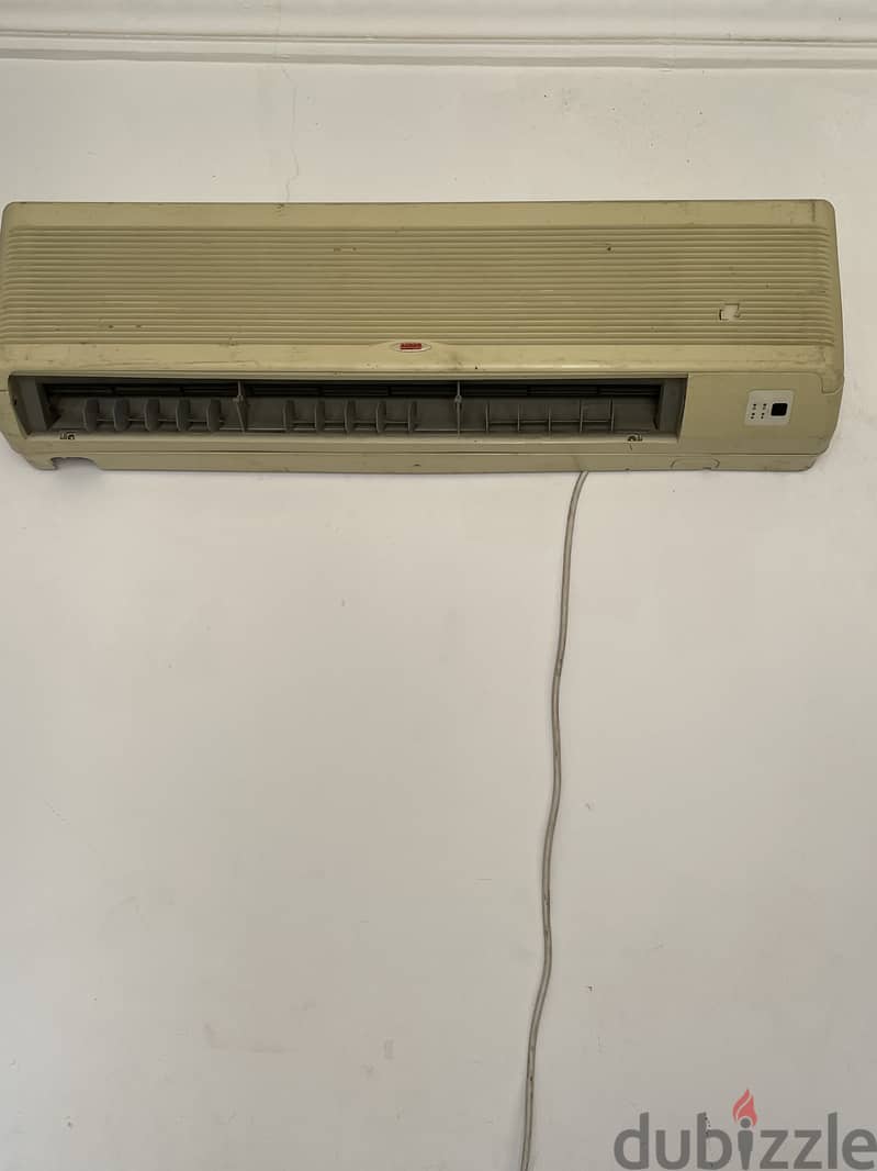 Split AC fan only 0