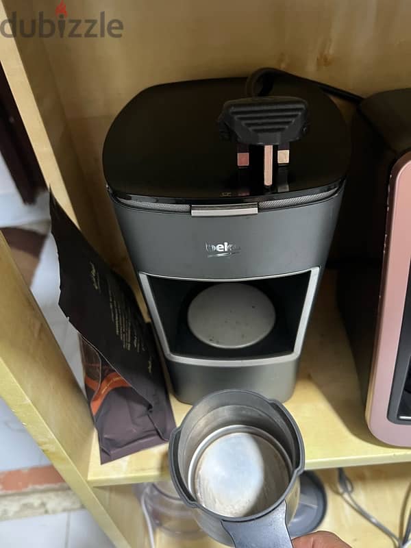 beko turkey coffee machine new condition each 10 kd 0