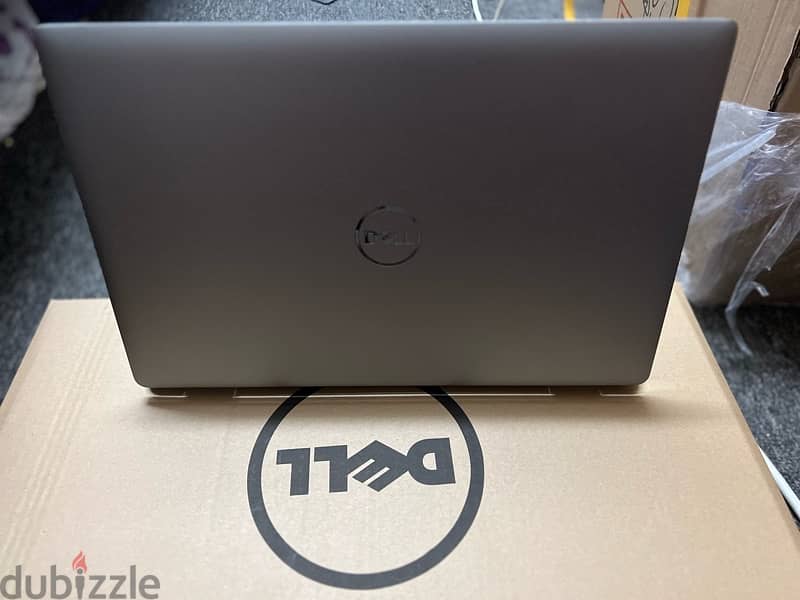 للبيع لابتوب بيزنسDELL LATITUDE E5520 بحالة ممتازة كالجديد مع كرتونه 3