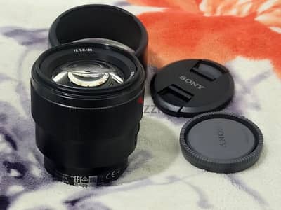 Sony 85mm lens for sale