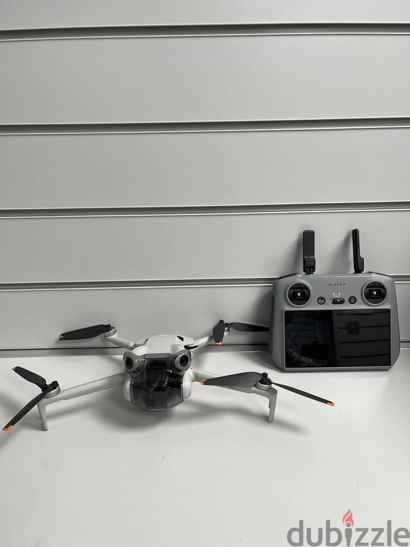 DJI Mini 4 Pro Fly More Combo Plus 3