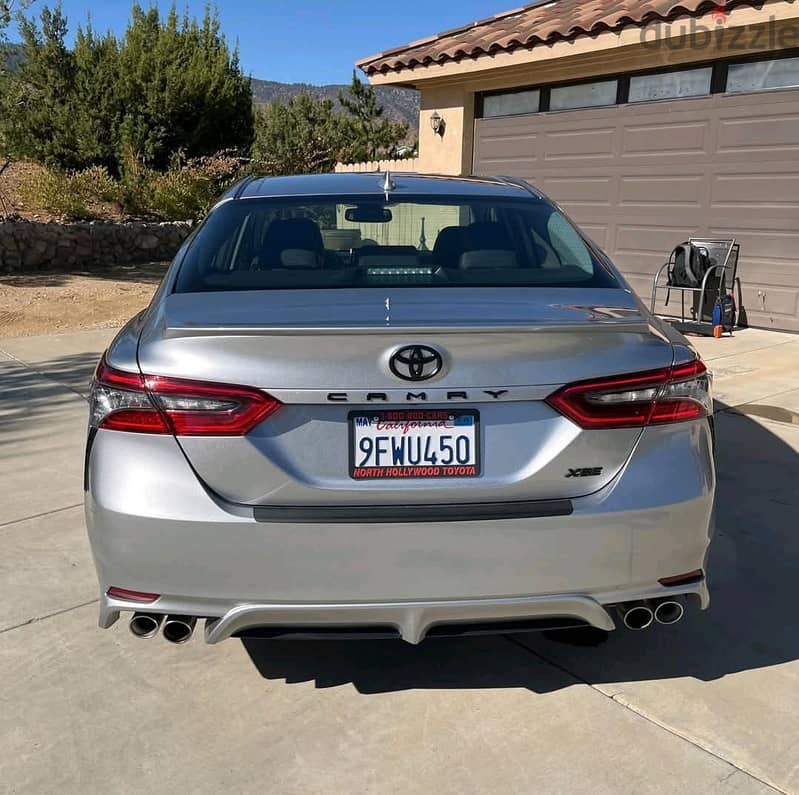 Toyota Camry 2023 XSE 2