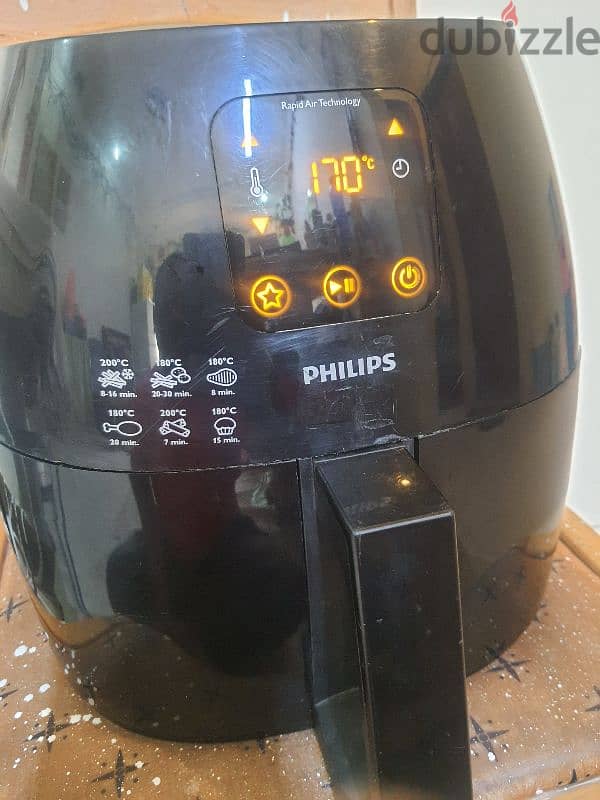 Philips air fry for sale big size  xl good condition 0