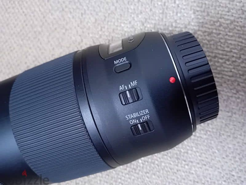 Canon EF 70-300mm F/1:4-5.6 IS ii USM 3