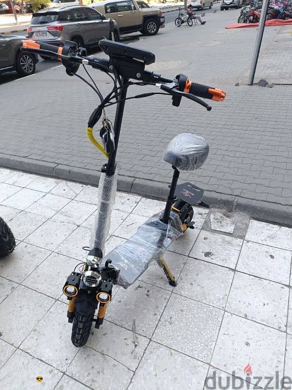 New Rohan Wings S2 Electric Scooter For Sell in All Kuwait Delivery 4