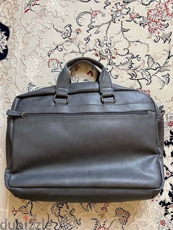 شنطة لاب توب جلد ماركة JB Briefcase ممتازه جدا 1