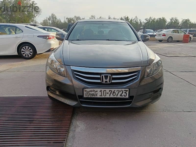 Honda Accord 2012 1