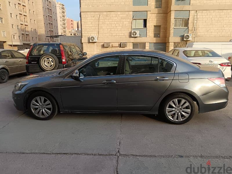 Honda Accord 2012 4