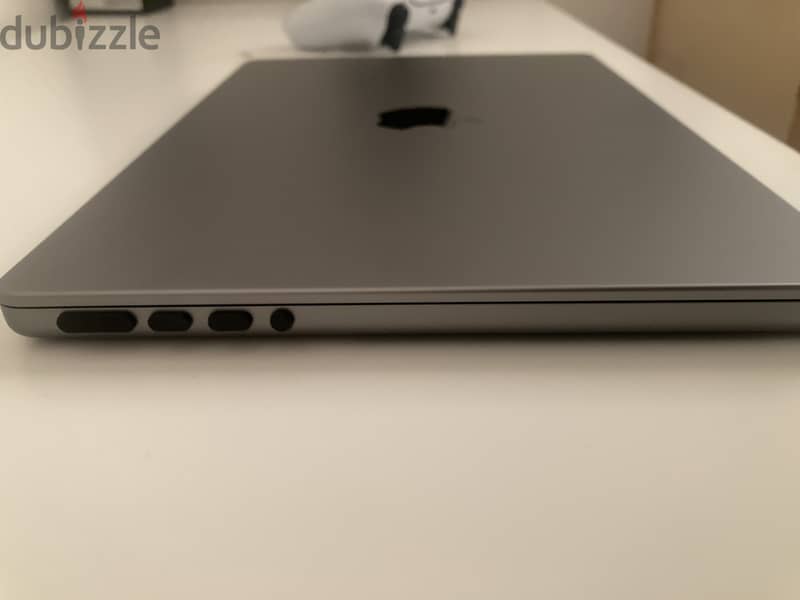 MacBook Pro M1 Pro 14" 16gb 500gb 4