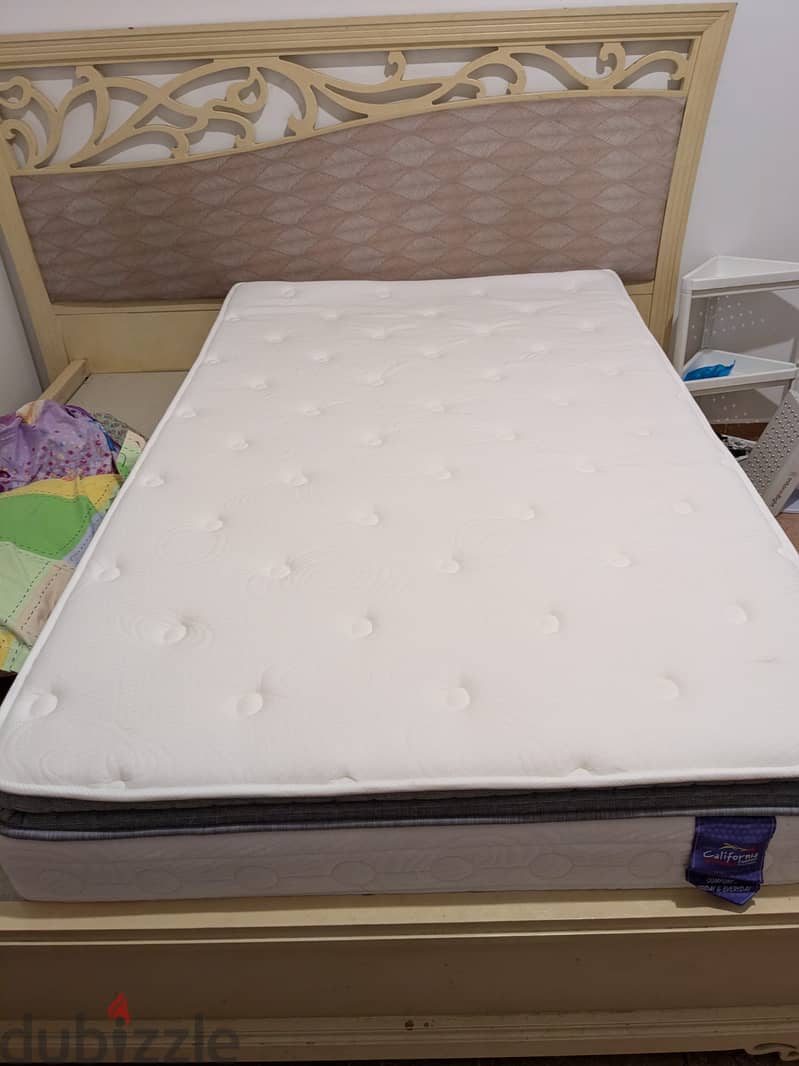 Like New California Comfort Medium Firm Mattress 1