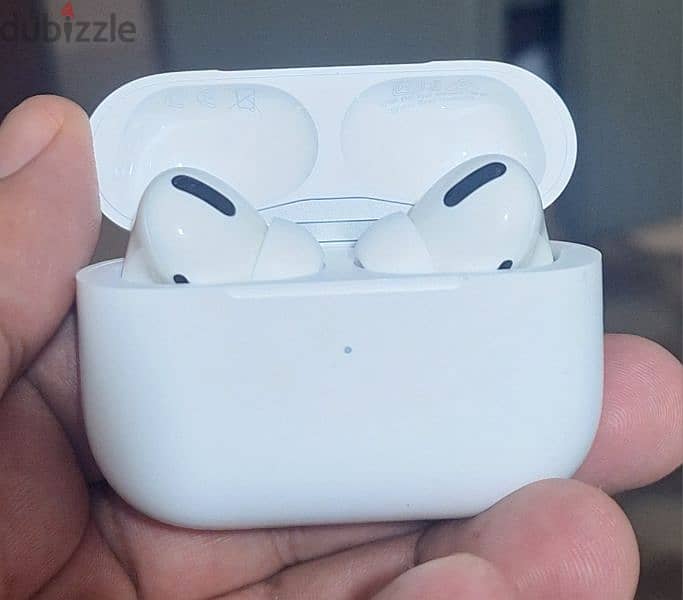 ايربود برو الجيل الاول بحاله الجديد ولاخدش زيرو AirPods Pro 2