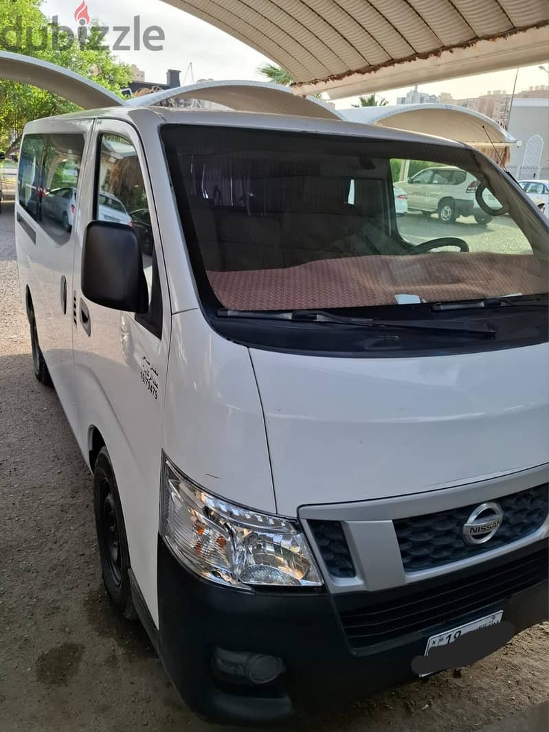 Nissan Urvan 2014 1