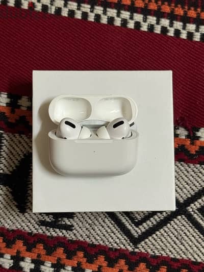 AirPods