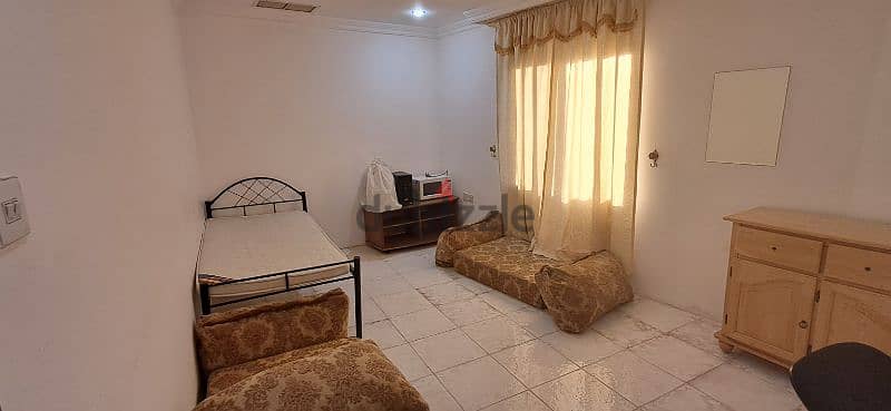 room for rent in abu halifa 1