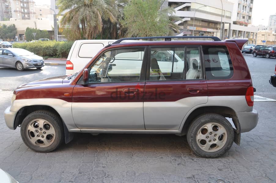 Mitsubishi Pajero iO 2003 1