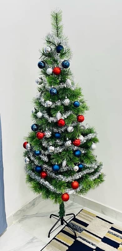 Christmas Tree with 45 Decorating Pieces 3