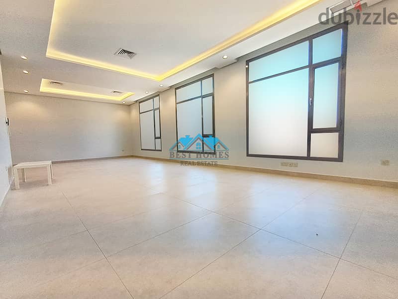 Good Size 4 Bedrooms Nice Floor in Qortuba 0