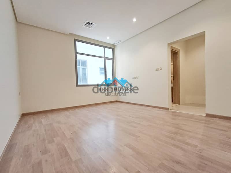 Good Size 4 Bedrooms Nice Floor in Qortuba 6