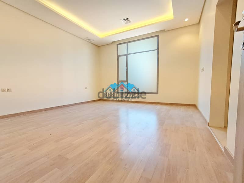 Good Size 4 Bedrooms Nice Floor in Qortuba 8