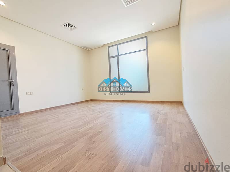 Good Size 4 Bedrooms Nice Floor in Qortuba 9