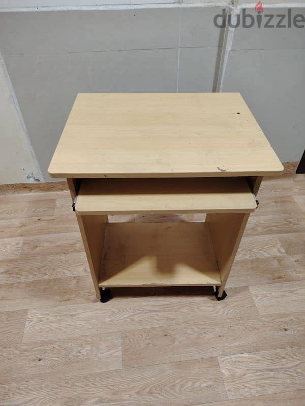 computer table for sale 0