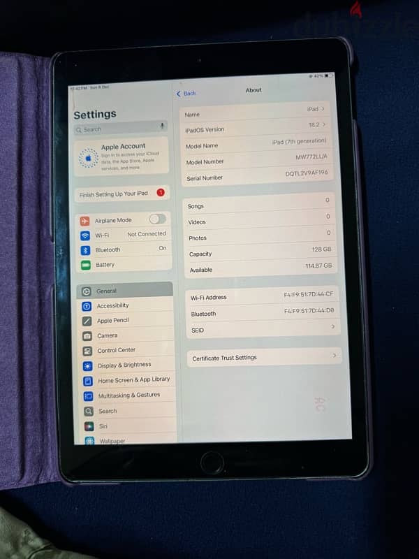 Apple ipad 7th gen(128 gb) 1