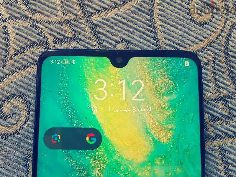 Huawei mate 20 العادي 0