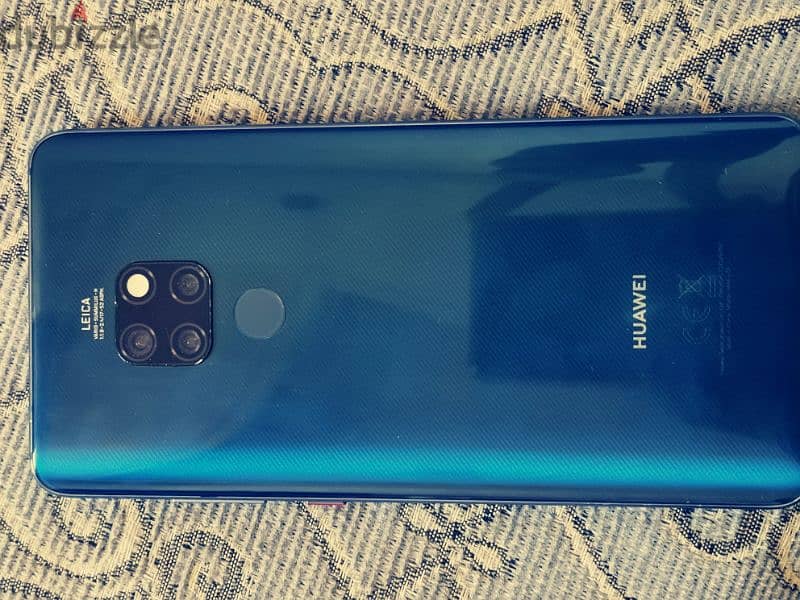 Huawei mate 20 العادي 4