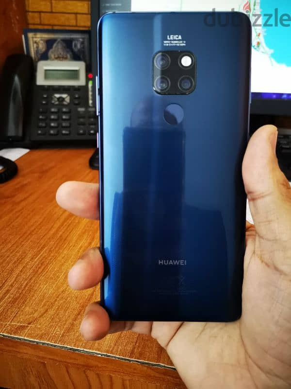 Huawei mate 20 العادي 12