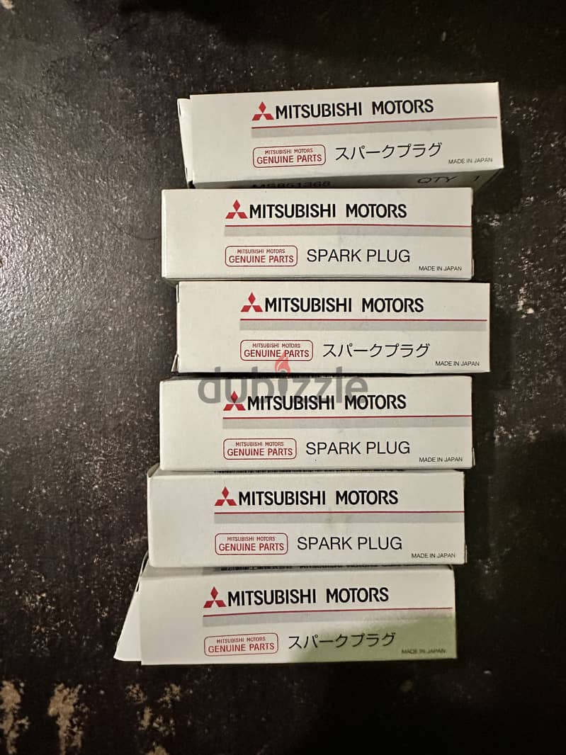 New unused 6 Mitsubishi engine spark plug for sale 0