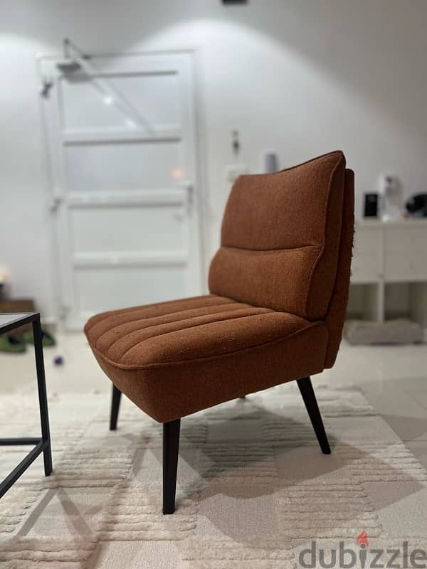 warm orange chair from Abyat 1