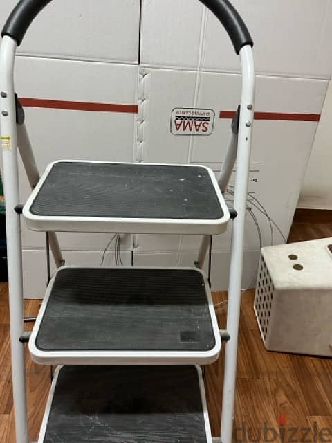 Home centre ladder-In excellent condition -SALE 0