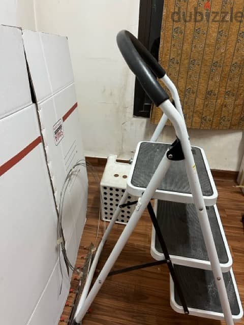 Home centre ladder-In excellent condition -SALE 1