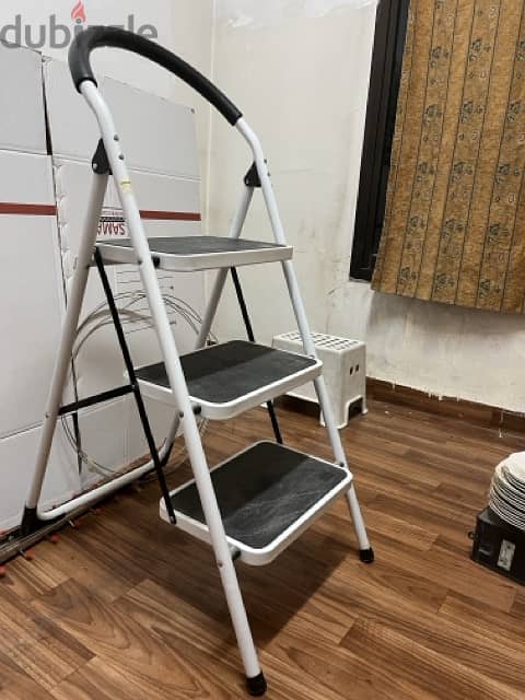 Home centre ladder-In excellent condition -SALE 4