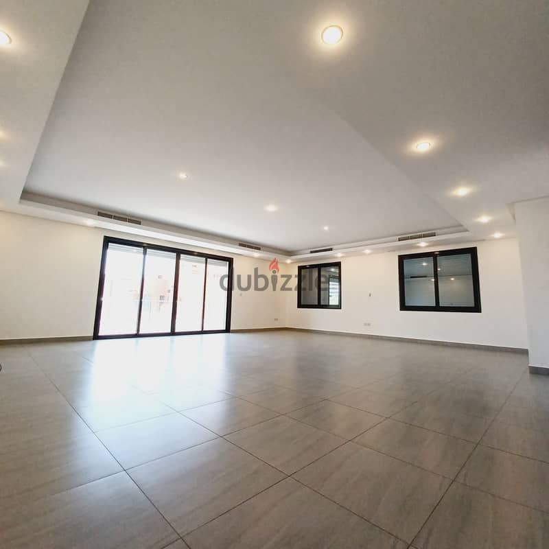 Luxury half-floor apartment for rent in Al-Daiya 0