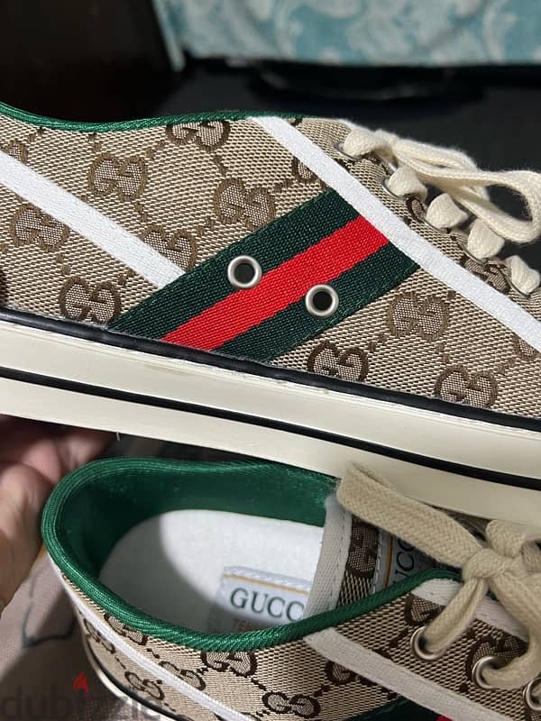 gucci sneakers only wore2-3  times 5