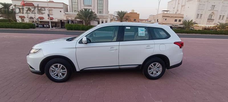 Mitsubishi Outlander excellent condition 1